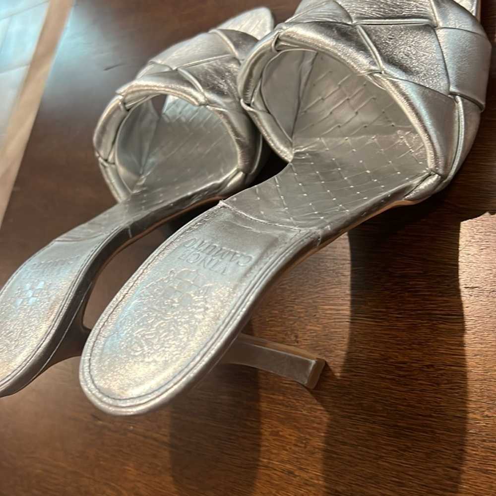 Vince Camuto silver leather heels NWOT - image 8