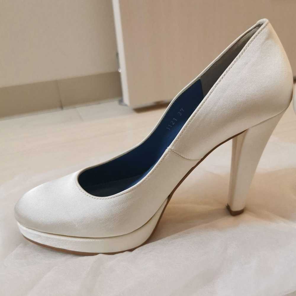 BENIR White Satin High Heels Size 37 - image 4