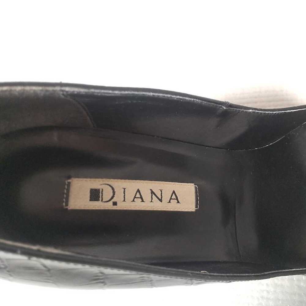 DIANA pumps, pointed toe, leather, crocodile embo… - image 8