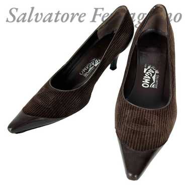 Salvatore Ferragamo Mid-Heel Pumps Gancini Corduro