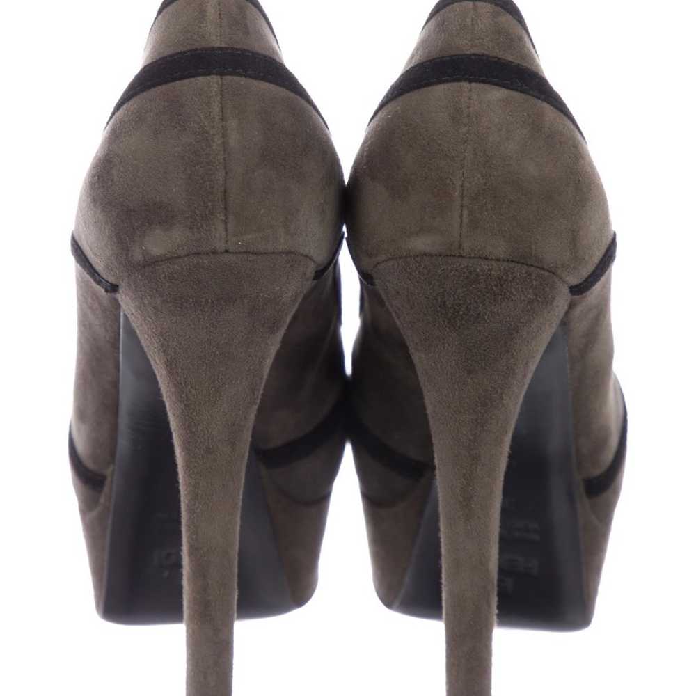 Fendi platform heel pumps - image 2