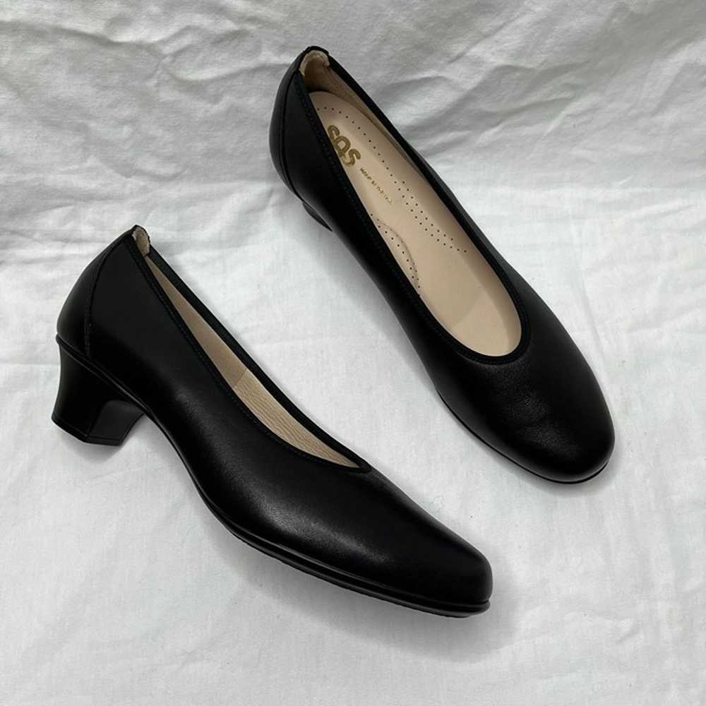 SAS Women's Black Leather Milano Pumps Kitten Hee… - image 3