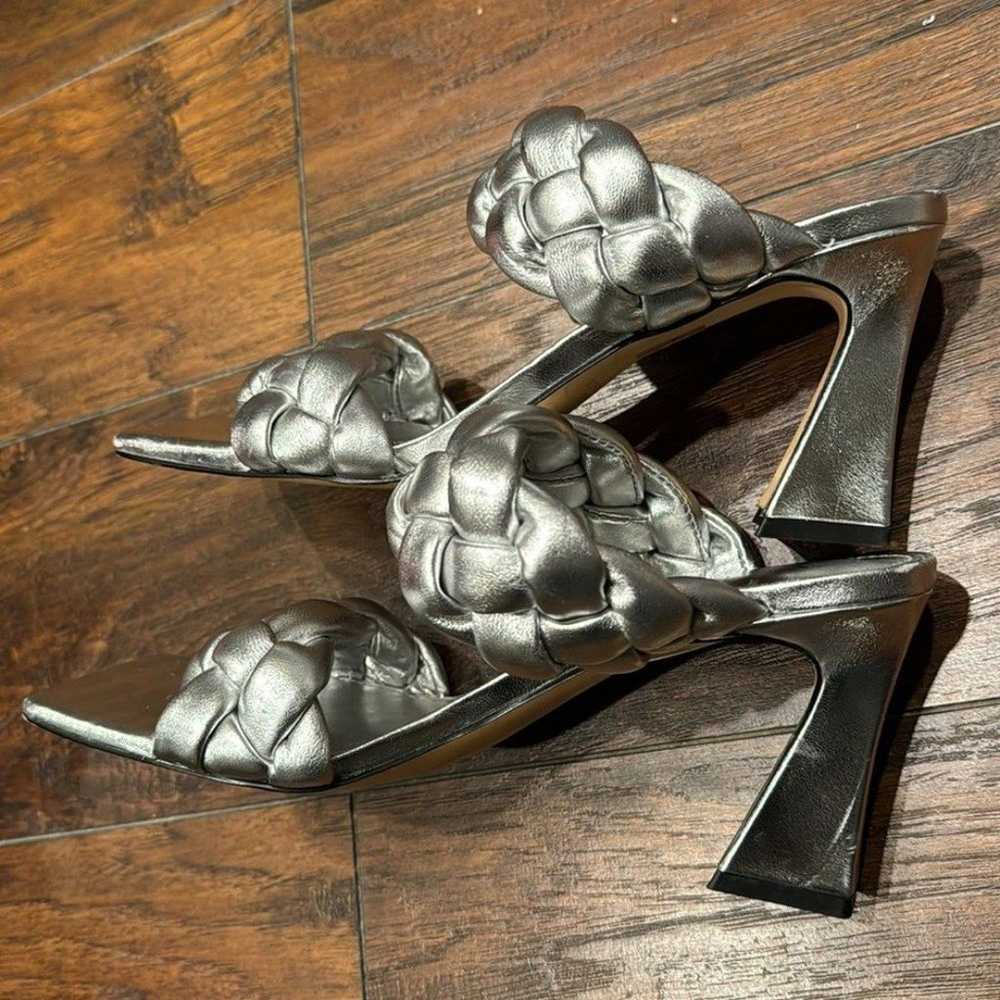 NEW! Marc Fisher Hammy Heeled Sandal in Silver - … - image 11