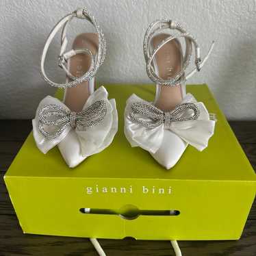 Gianna Bini Wedding Heels