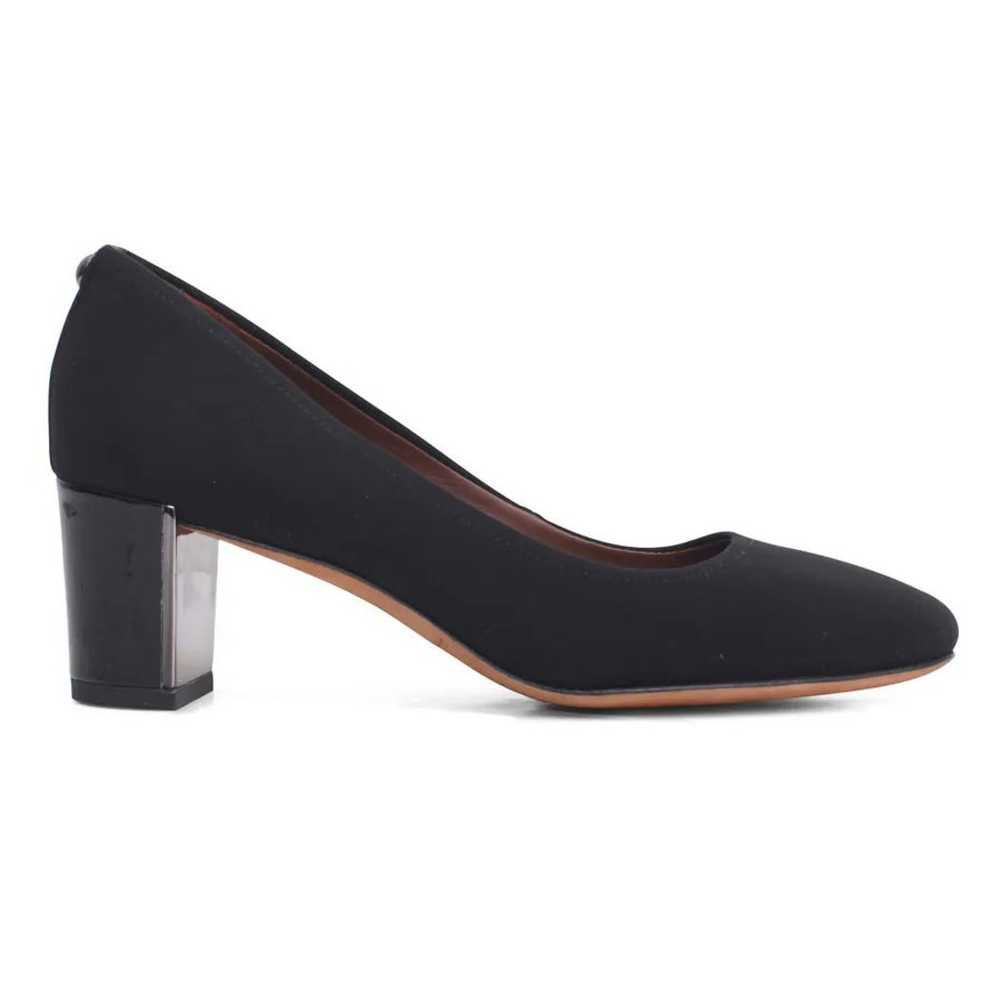 Donald J Pliner Corin Chunky Heel Pump Black Crep… - image 3