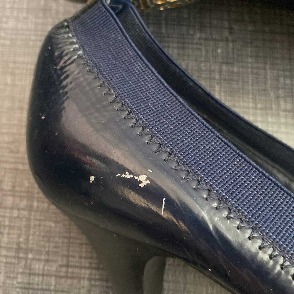 Tory Burch Caroline Navy Patent Leather Mid Heel … - image 7