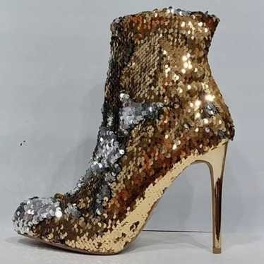 SEXY & GLAMReversible Sequin Stiletto Boots in Gol