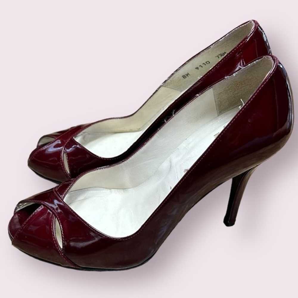 Stuart Weitzman Patent Leather Keyhole Peep Toe P… - image 4