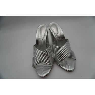 Schutz Emma Dale mettalic mule in silver size 9.5