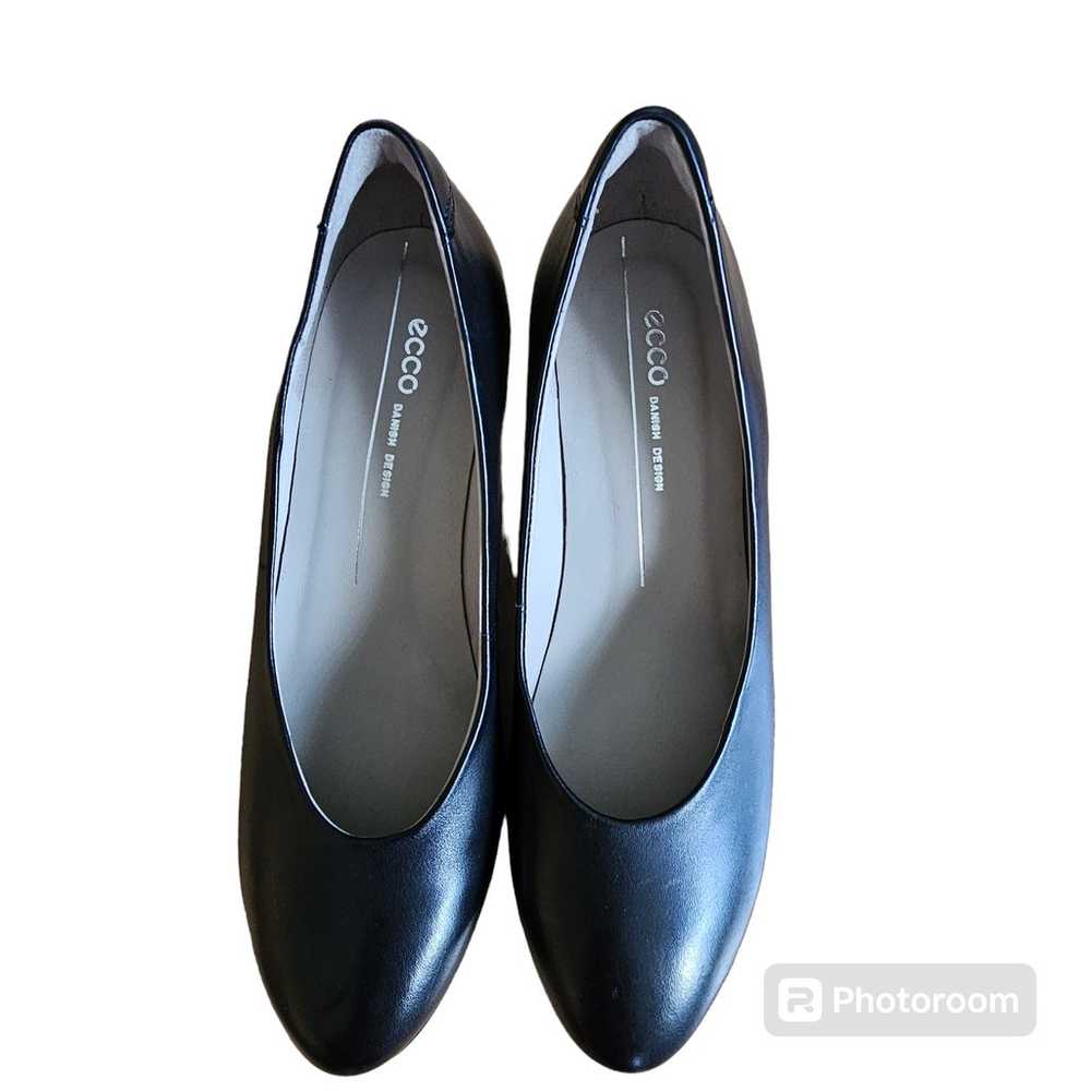 ECCO Sculptured 45 Plain Black Pumps NWOB Women's… - image 2