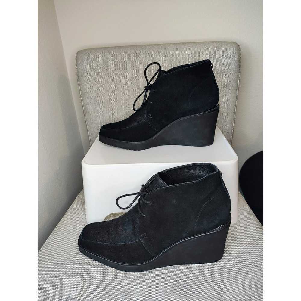 Donald Pliner Dakota Black Suede And Fur Wedges - image 1