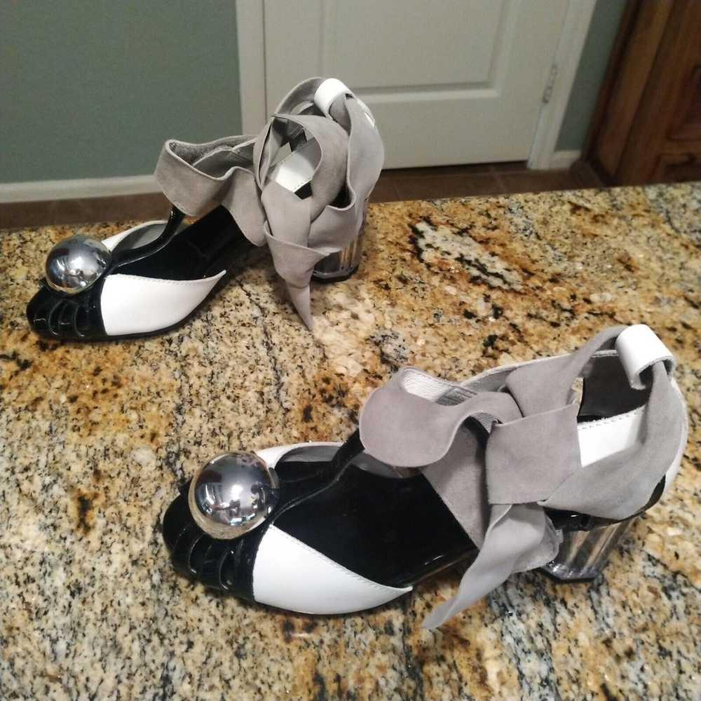 Rare Jeffrey Campbell Chaos Black White Leather P… - image 4