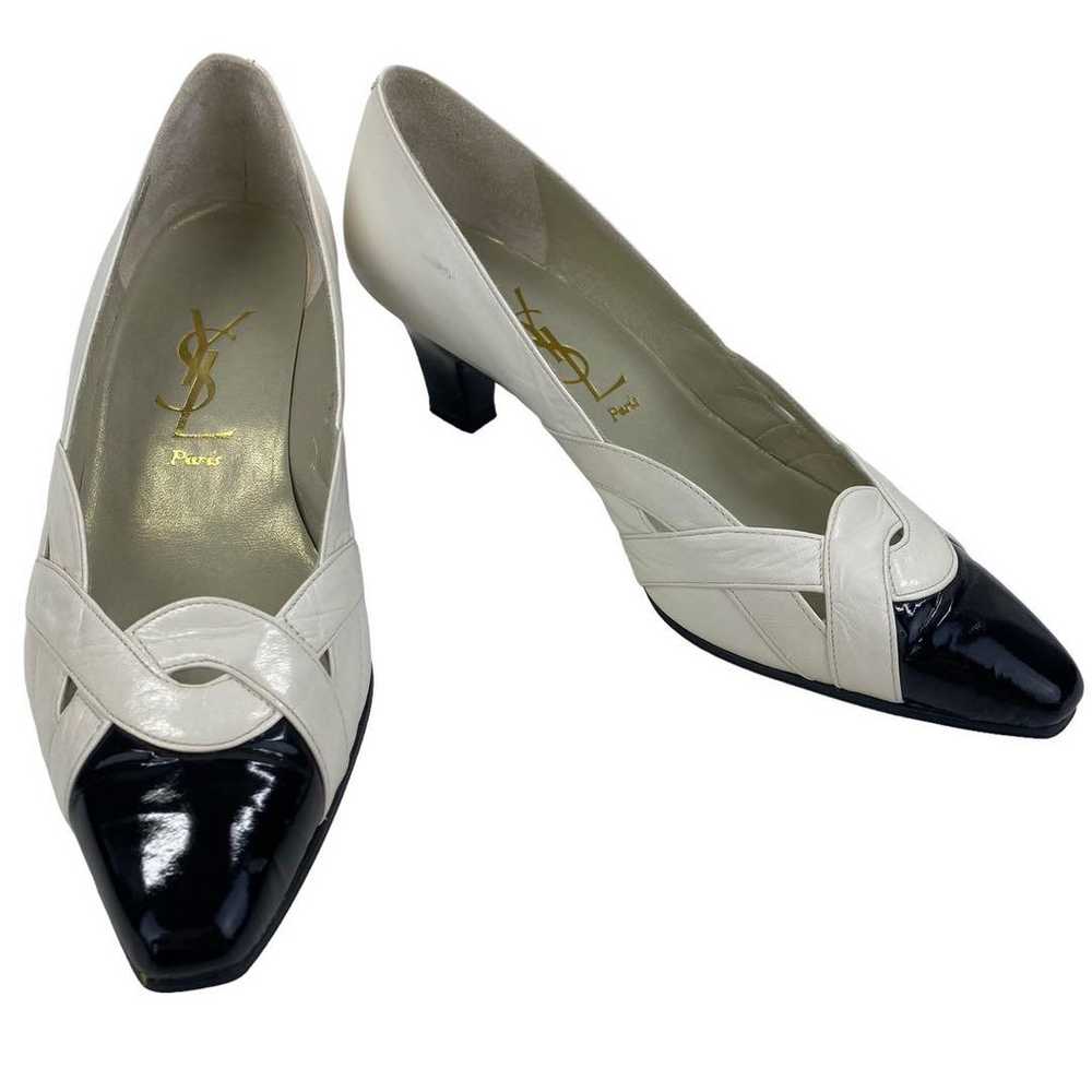 Yves Saint Laurent pumps white black. - image 2