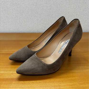 PELLICO Perico suede pumps in a beige-gray color … - image 1