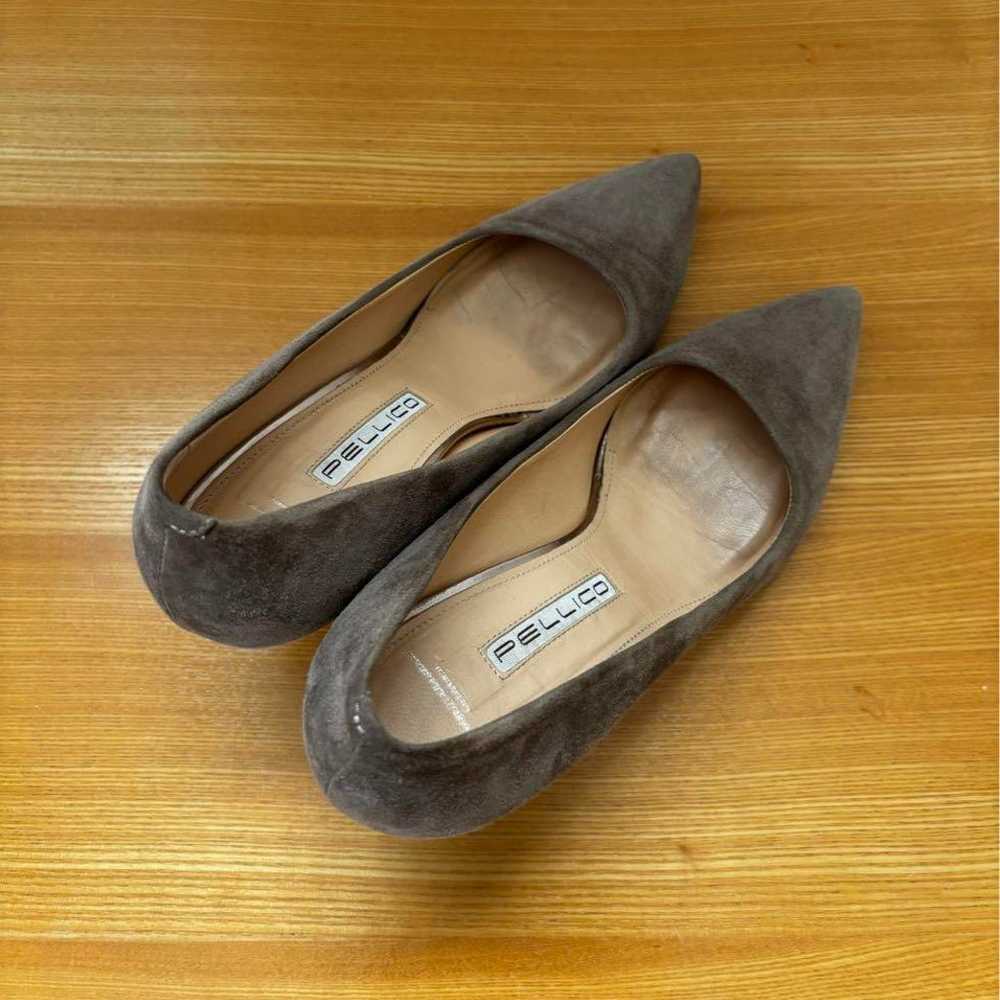 PELLICO Perico suede pumps in a beige-gray color … - image 6