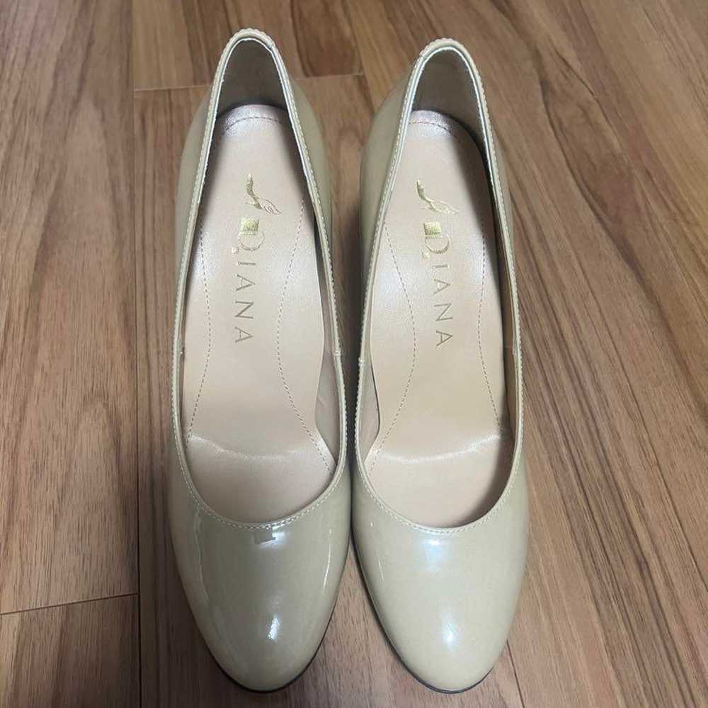 Diana Pumps Beige - image 2