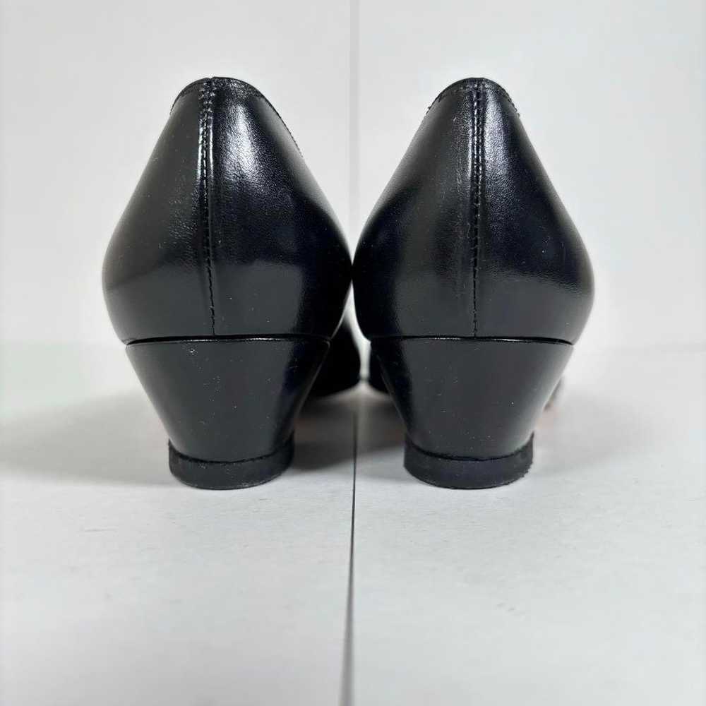 Excellent condition Ferragamo 23 pumps Gancini bl… - image 4