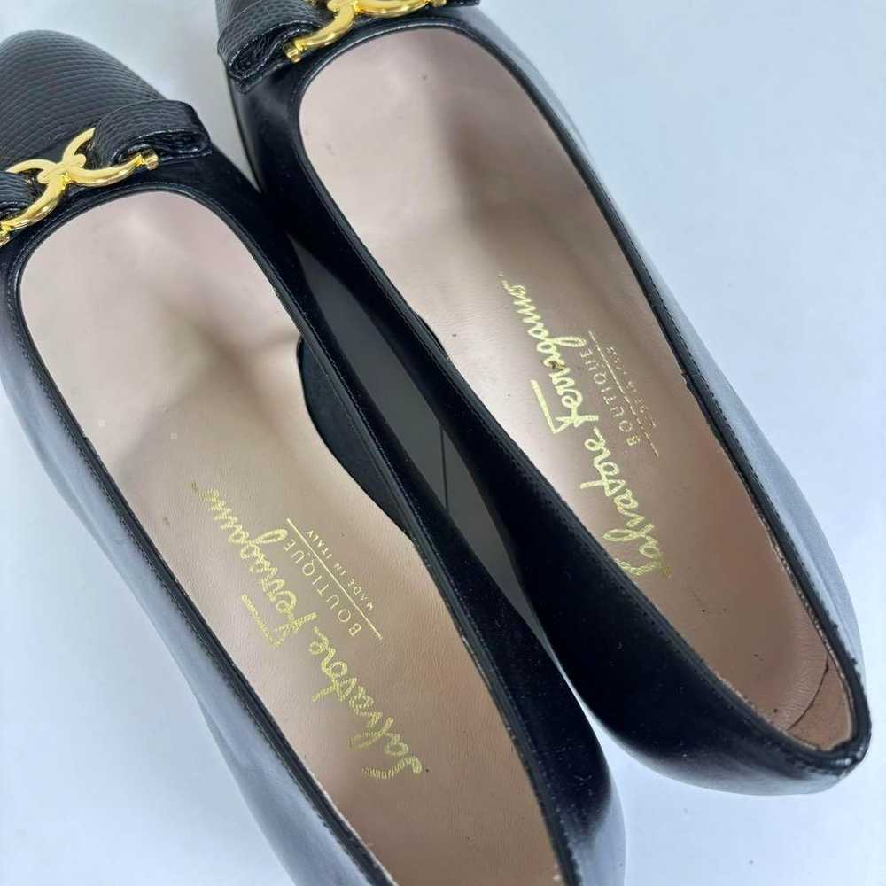 Excellent condition Ferragamo 23 pumps Gancini bl… - image 5