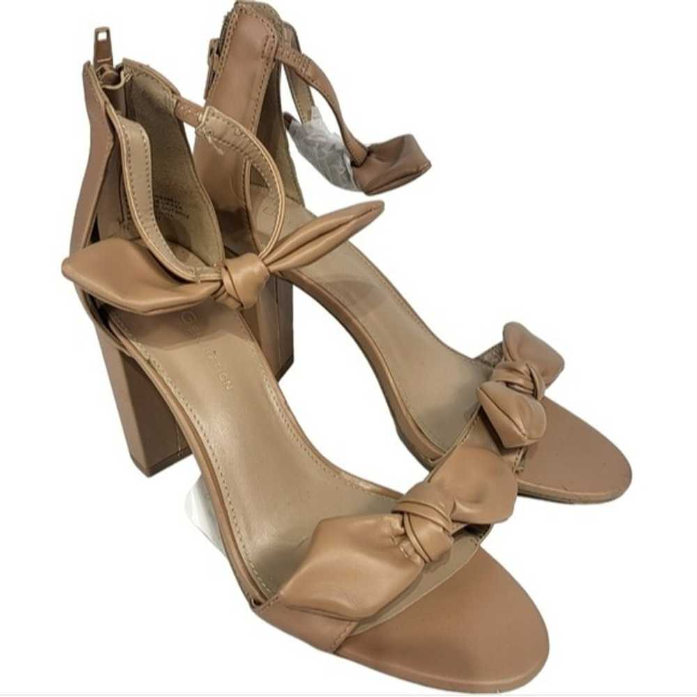 BCBGeneratiom Batani Block Heel Sandal Tan 6.5 - image 7