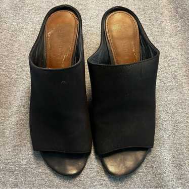 Donald J Pliner Black Heeled Slides Size 8