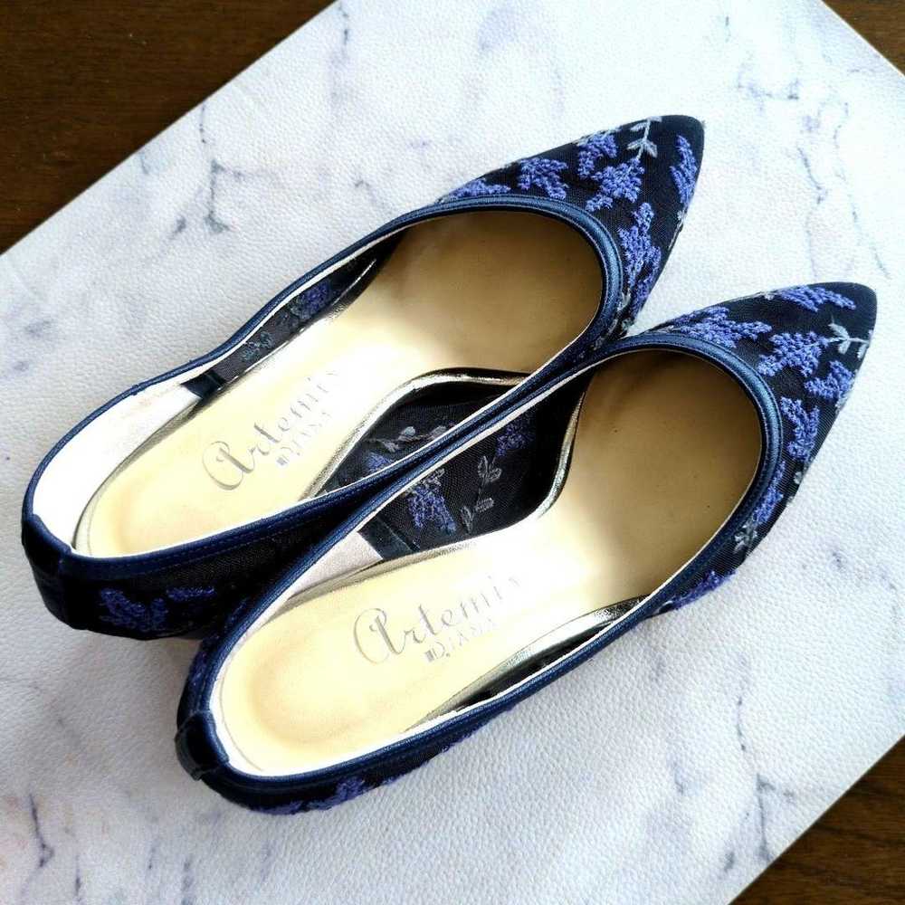 DIANA Lavender Embroidered Lace Pumps Navy 23.5cm - image 12