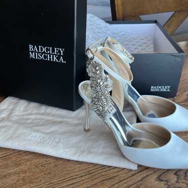 badgley mischka high heel shoes