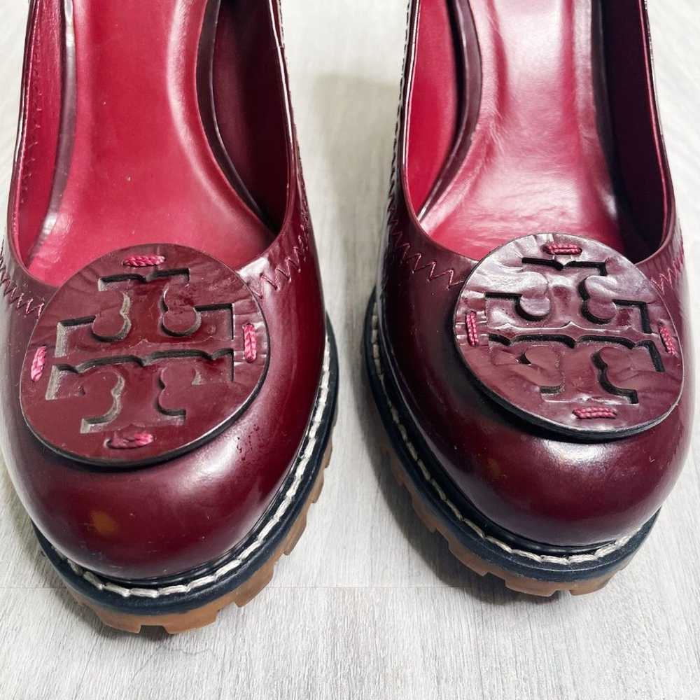 Tory Burch Leanne Lug Sole Pumps - image 3