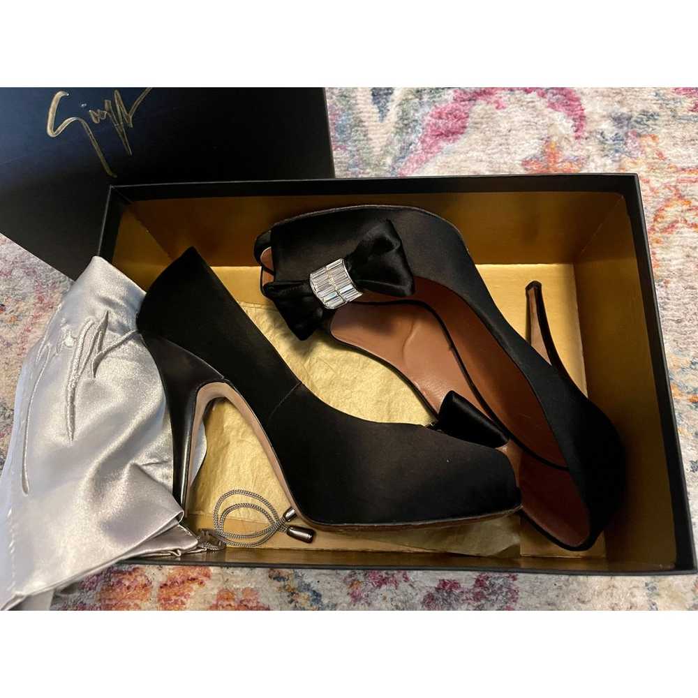 Giuseppe Zanotti 9.5 SATIN BOW tie + CRYSTAL Plat… - image 4