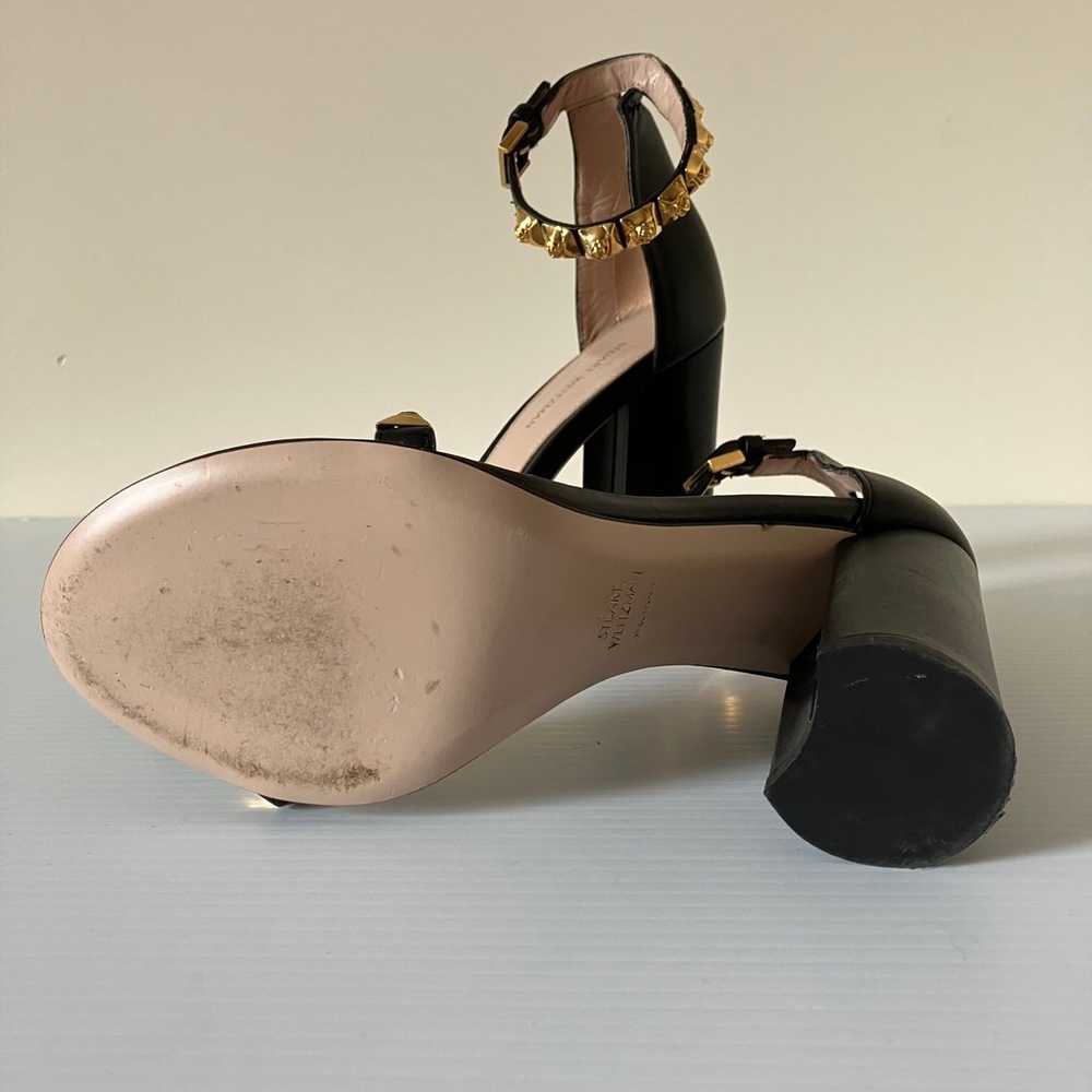 Stuart Weitzman Rosemarie Black Gold Studded Stra… - image 5