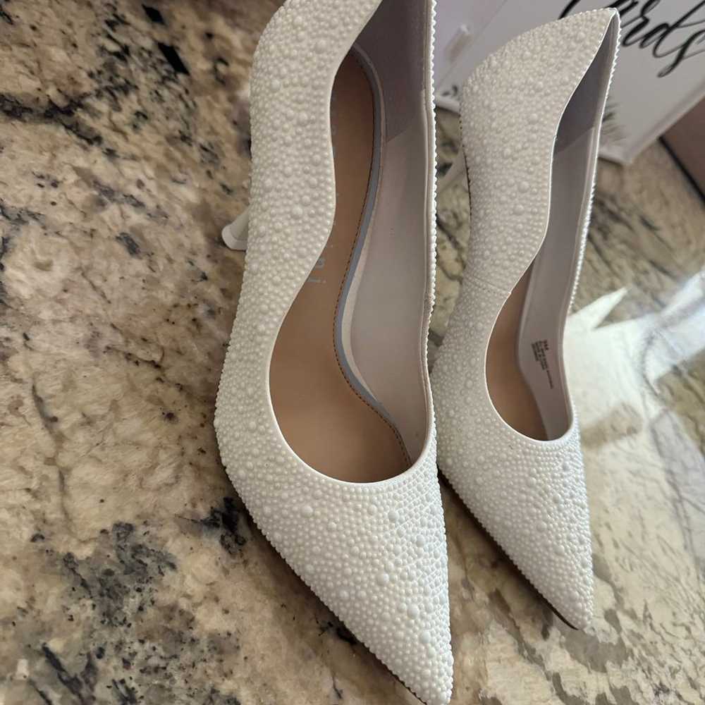 Wedding pumps - image 3