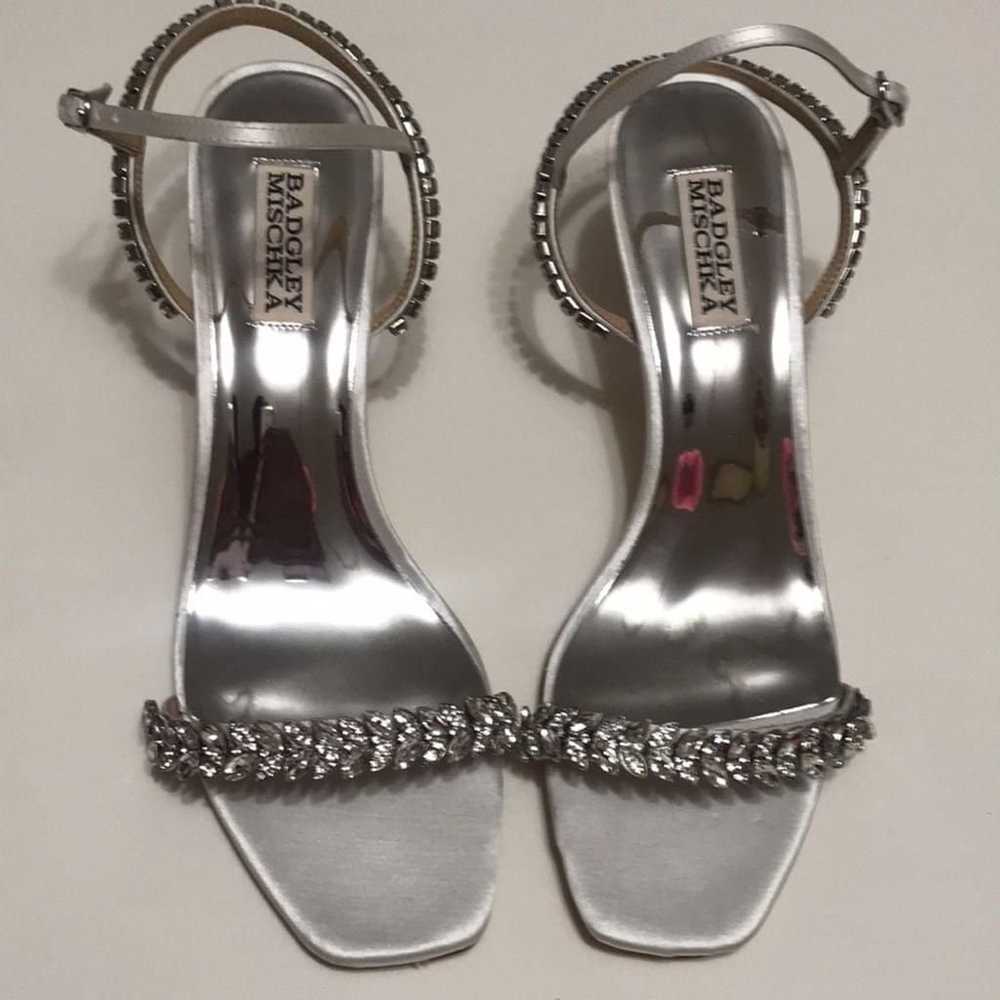 New Badgley Mischka Kenya Heeled Sandal Size 8 - image 1