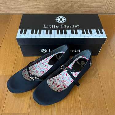 Little Pianist Practice Piano Shoes - image 1