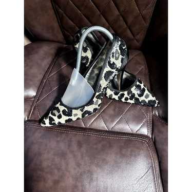 MANOLO BLAHNIK LADIES ANIMAL PRINT SHEER PUMPS SZ… - image 1