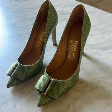 Salvatore Ferragamo size 8.5 pumps - image 1