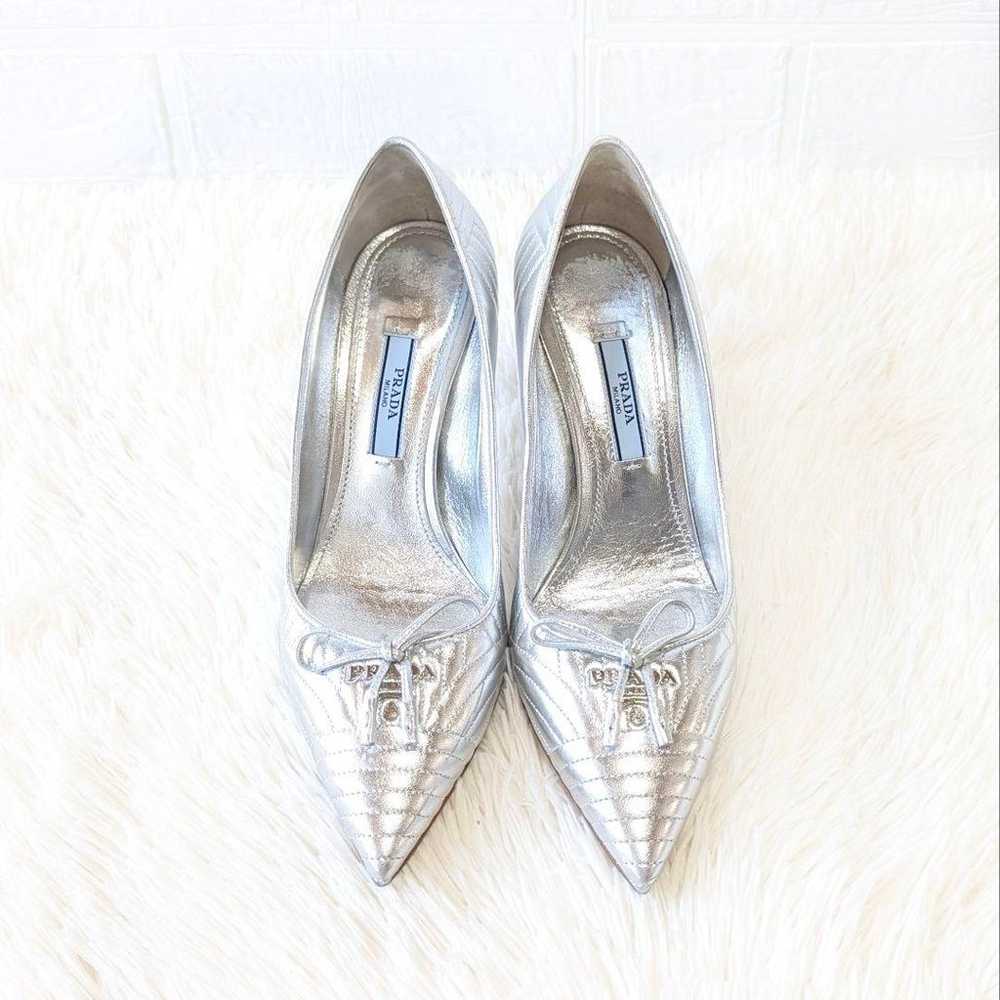 ✨ Popular ✨ PRADA Silver Quilted Logo Pumps ✨ - image 4