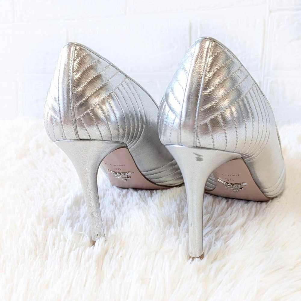 ✨ Popular ✨ PRADA Silver Quilted Logo Pumps ✨ - image 6