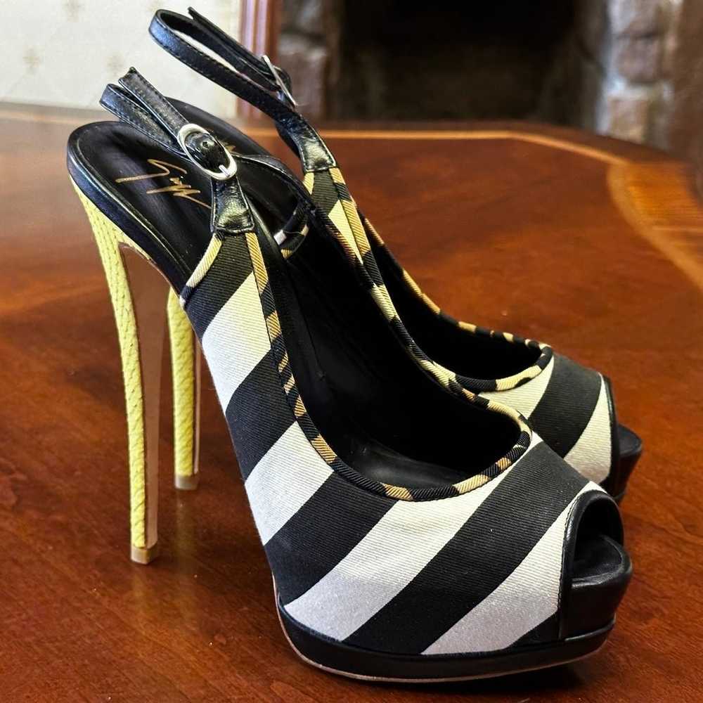 Giuseppe Zanotti zebra striped slingback peep toe… - image 1