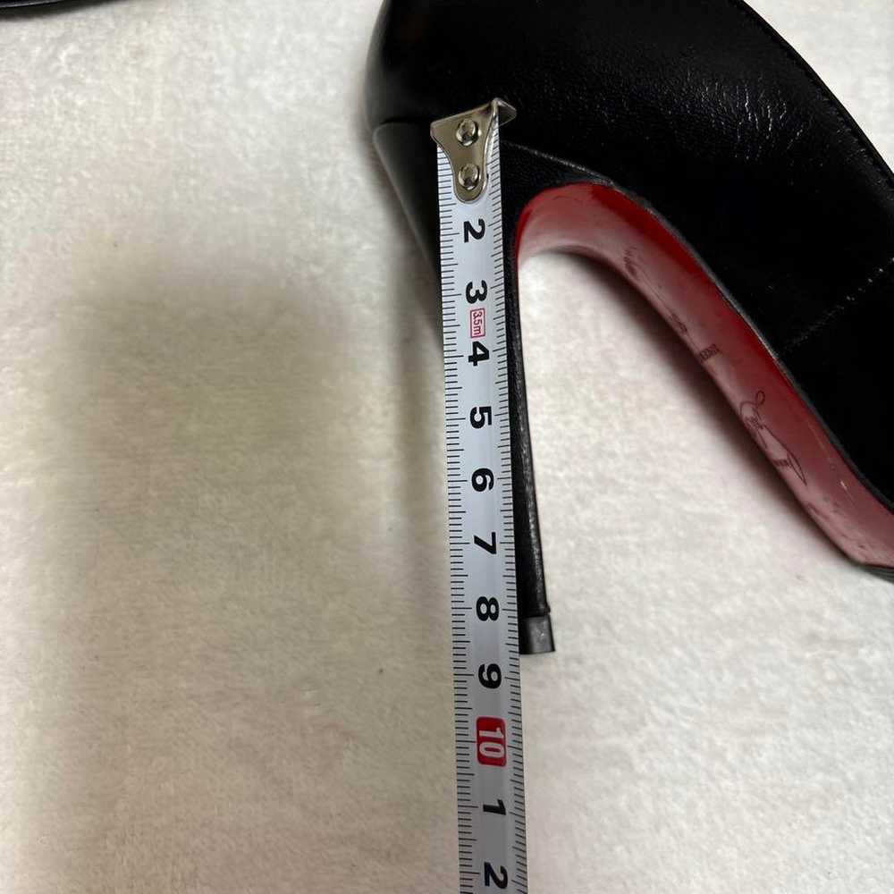 Mint Condition Louboutin Leather High Heel Pumps … - image 10