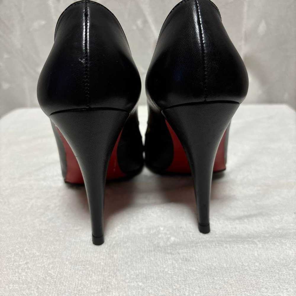 Mint Condition Louboutin Leather High Heel Pumps … - image 4