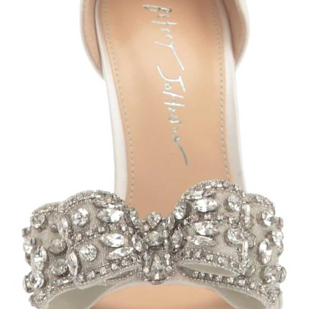 Betsy Johnson white wedding pumps with rhinestone… - image 2