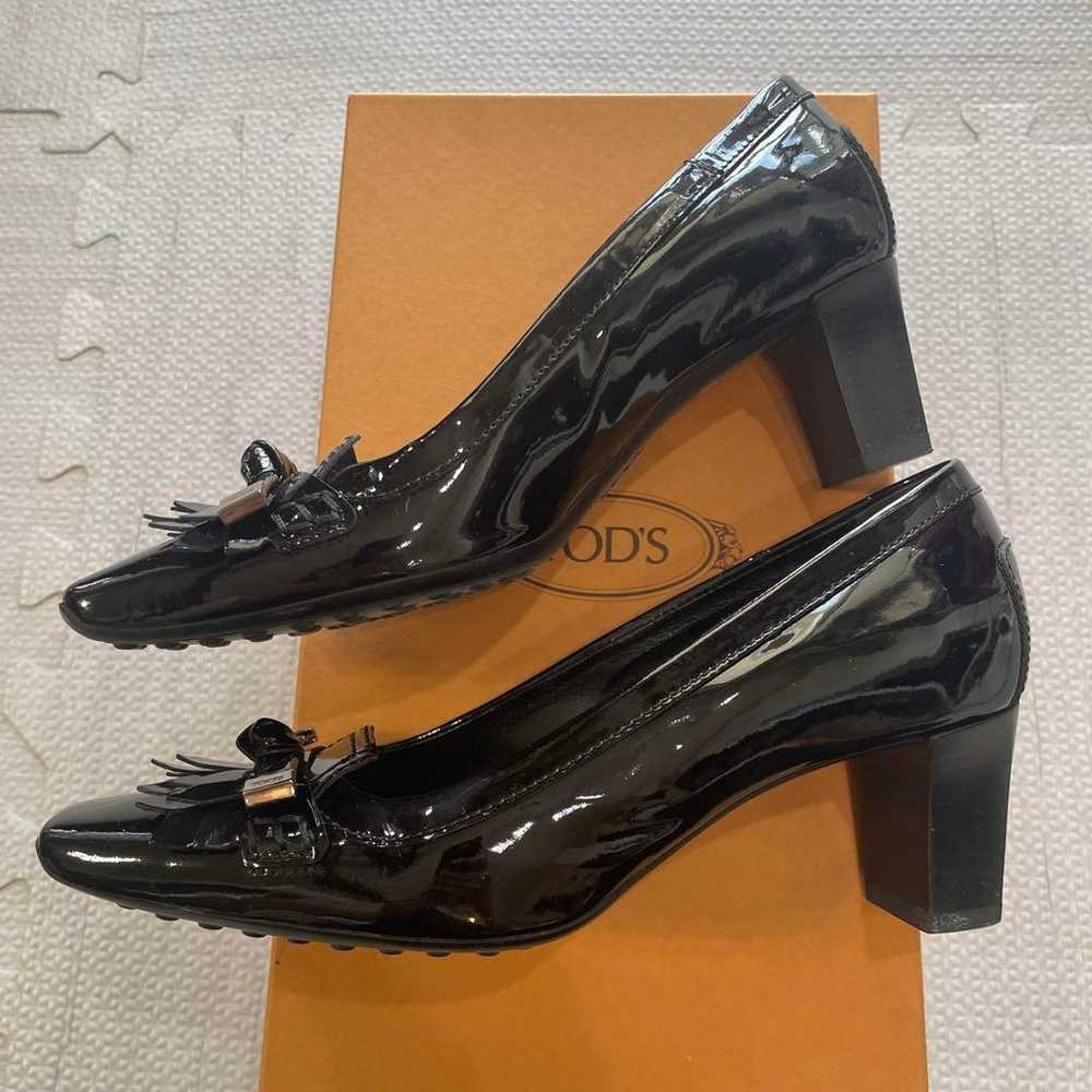 Tod's pumps women's patent leather. - image 2