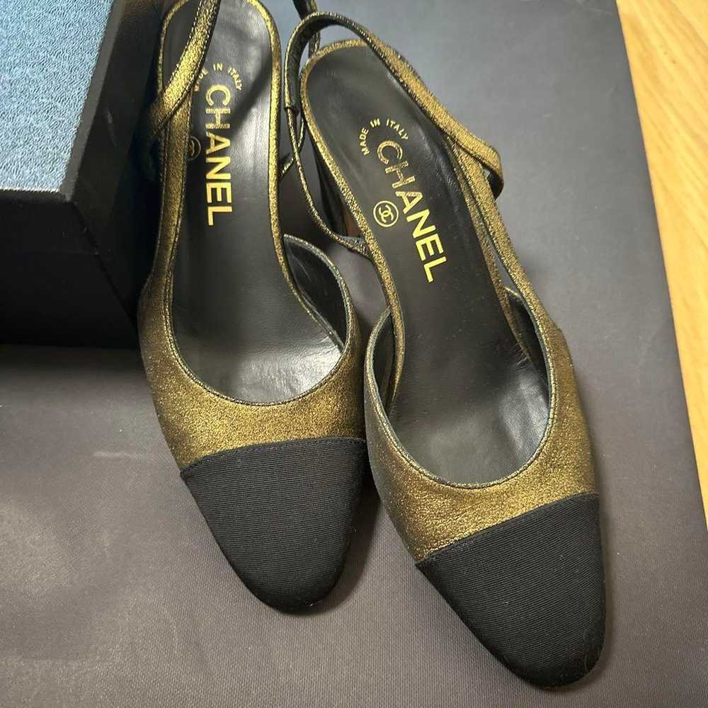 Chanel pumps. - image 2