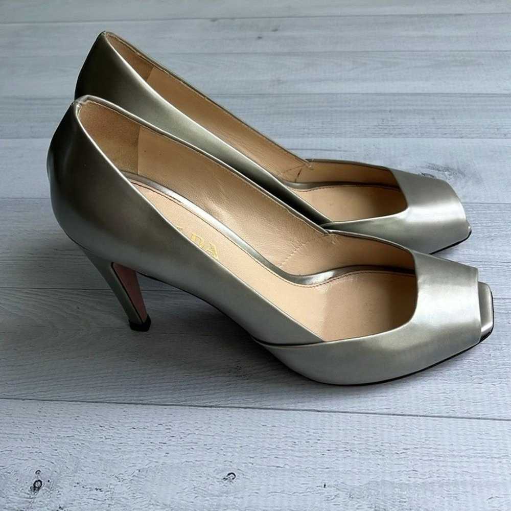 Prada Metallic Green Silver Leather Peep Toe Pump… - image 4