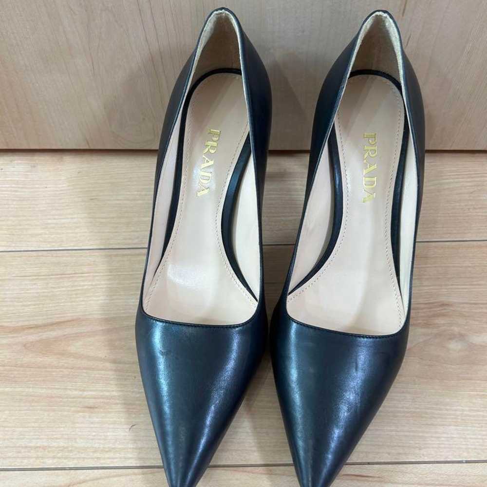 Prada ⭐︎ Cowhide ⭐︎ Pumps - image 1