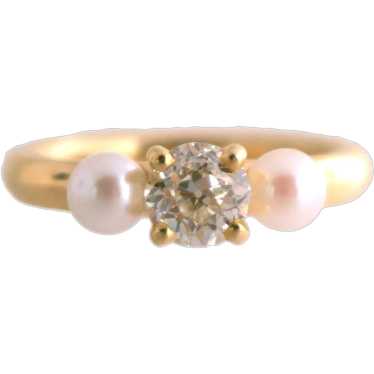 Diamond and Pearl 3 Stone Ring