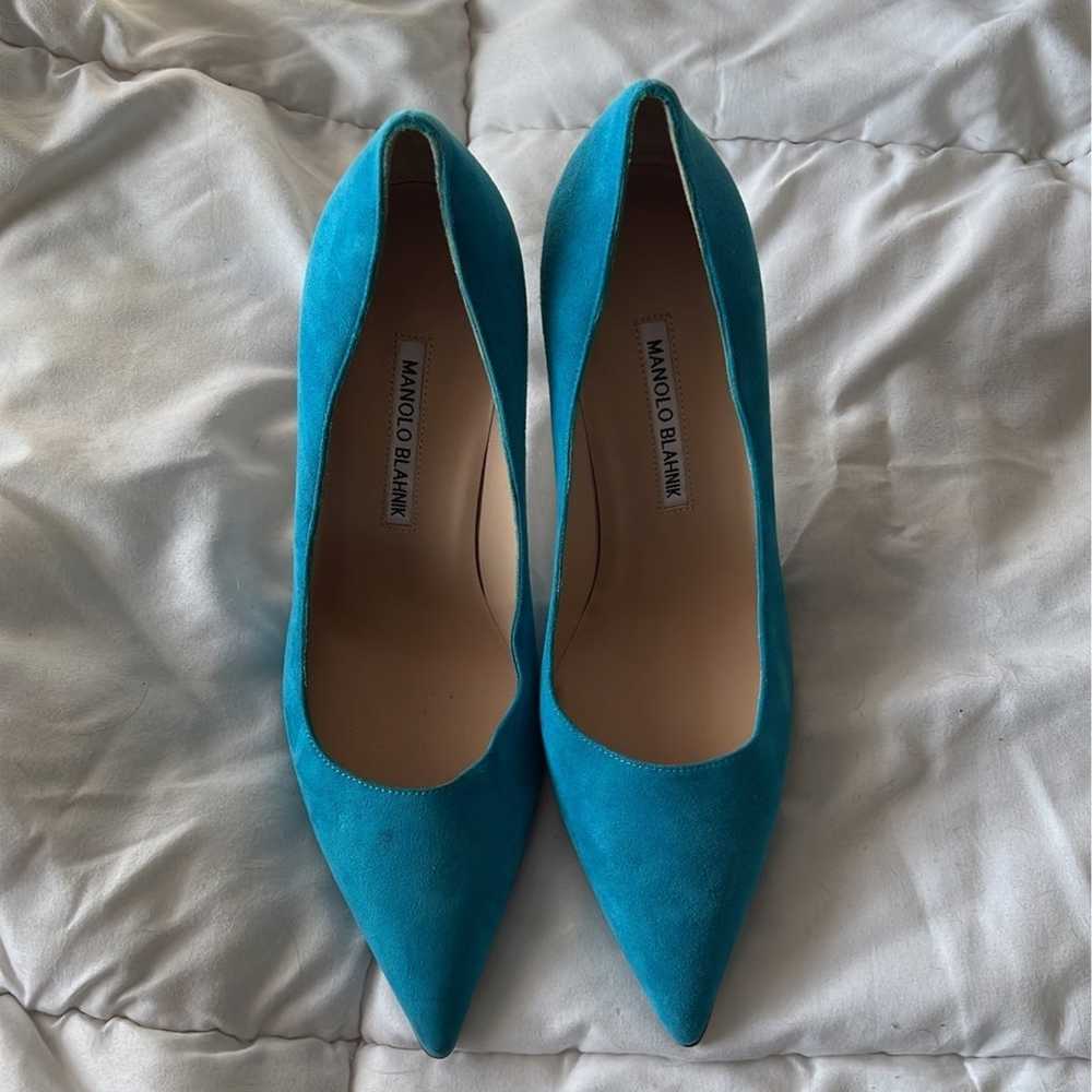 Manolo Blahnik sky blue stiletto pumps - image 1