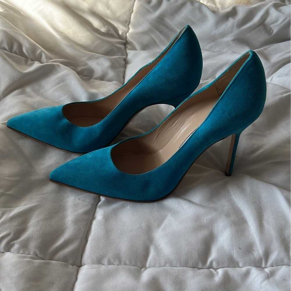 Manolo Blahnik sky blue stiletto pumps - image 2