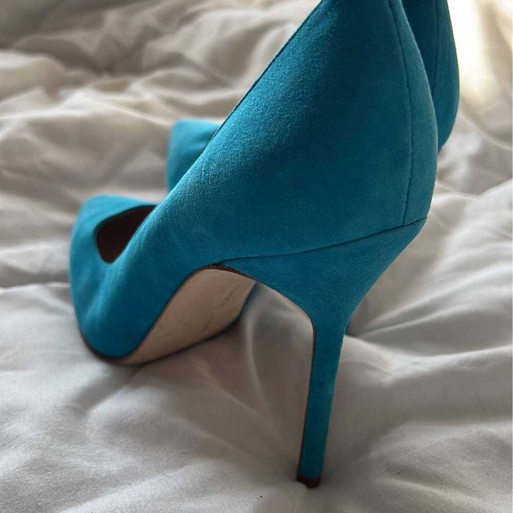 Manolo Blahnik sky blue stiletto pumps - image 3