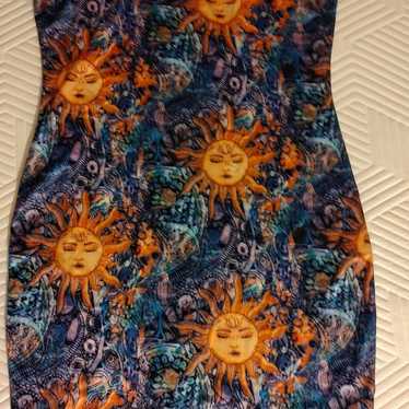 Bodycon sun and moon mini dress - image 1