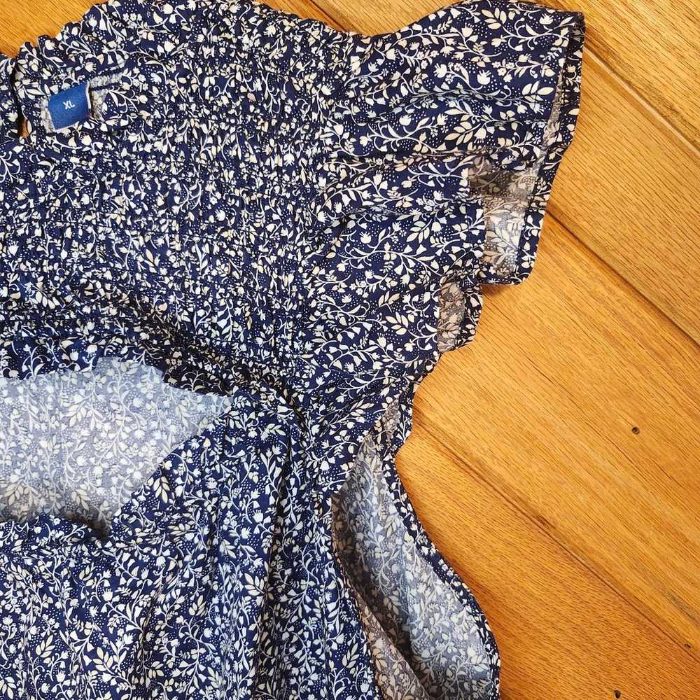 Old Navy flutter sleeve cotton poplin smocked cut… - image 5